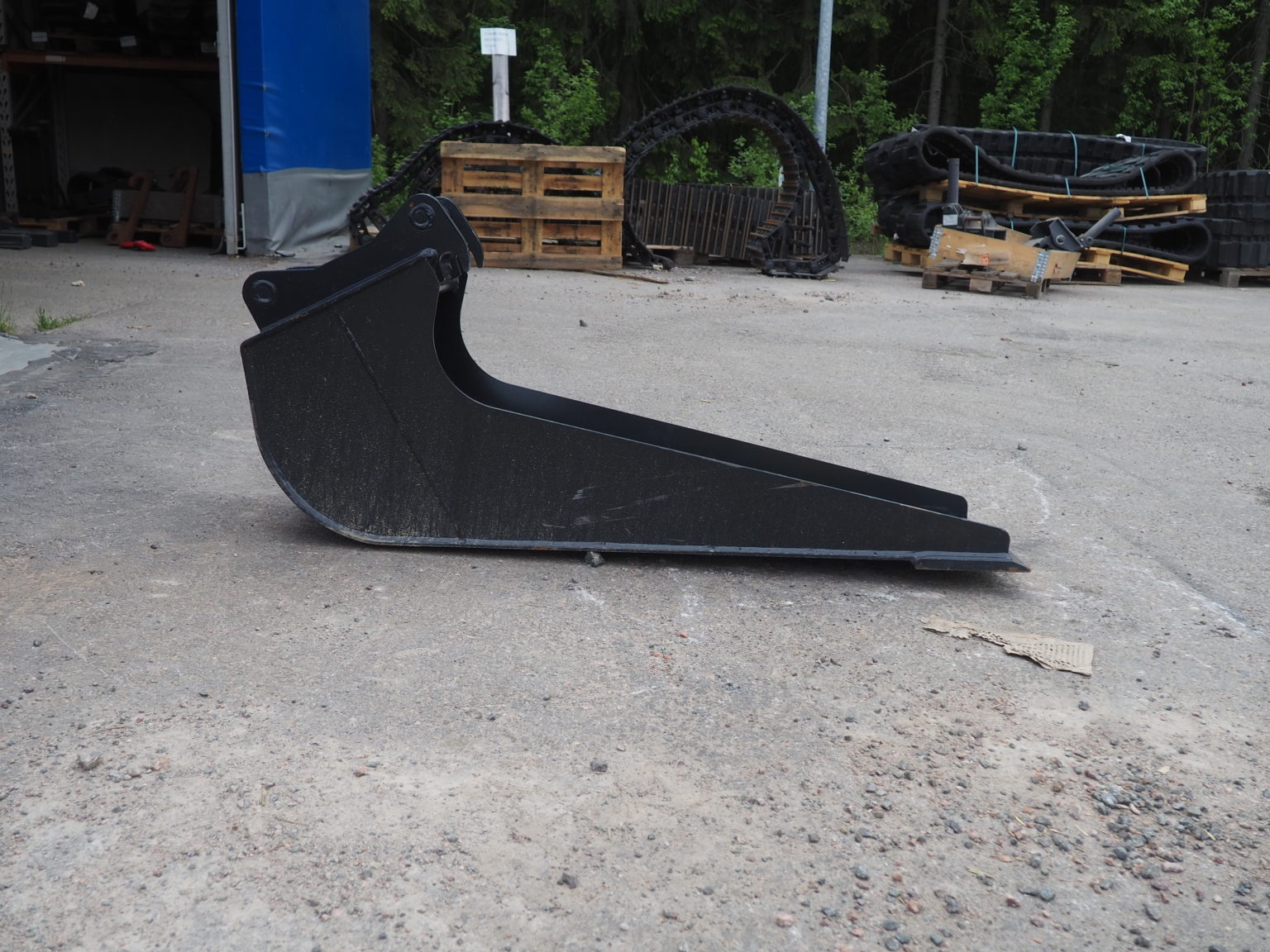 Kaapelikauha 300 mm pitkällä pohjalla