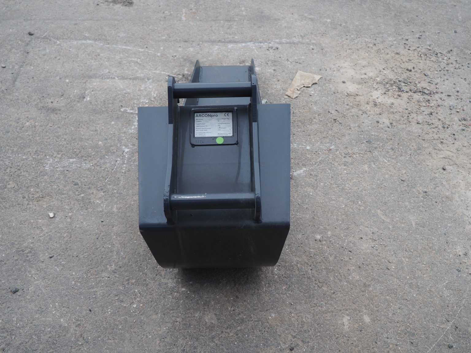 Kaapelikauha 300 mm pitkällä pohjalla