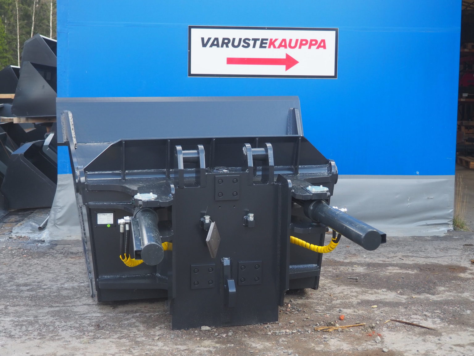 Kallistuva luiskakauha