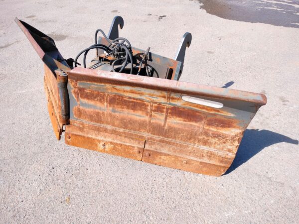 2.1.7 käytetty nivelaura 2800mm kramer 1150