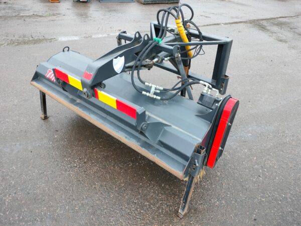 1.0.2 käytetty fmg avoharja 2000mm kramer 380