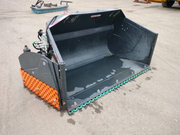 1.0.4 Käytetty siipilumikauha 1400mm Kramer 350