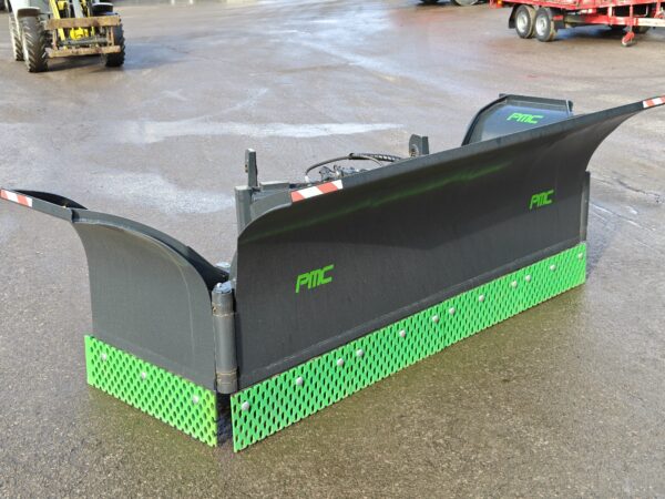 2.0.2 Ylivuotinen PMC U-Aura 2800-4700 Volvo 120