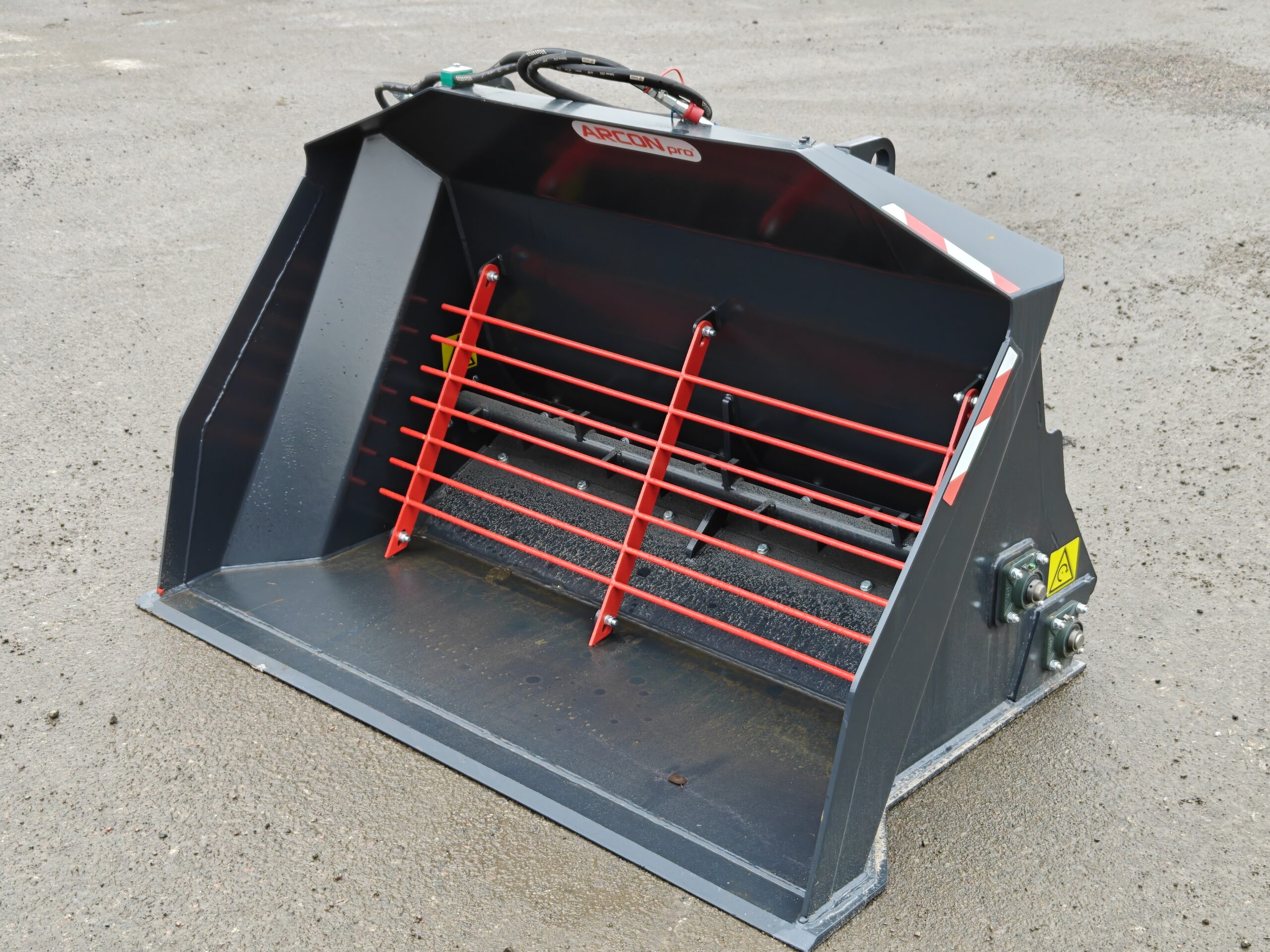 HIEKOITUSKAUHA 700L KRAMER 380 MURSKAIMELLA