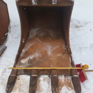 1.0.3 JYVÄSKYLÄ KH-Koneet Käytetty Kynsikuokka 900mm NTP10