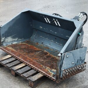 4.0.6 Käytetty Avant Siipilumikauha 1800