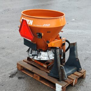 3.1.3 Käytetty rauch 250 Hiekan/suolanlevitin