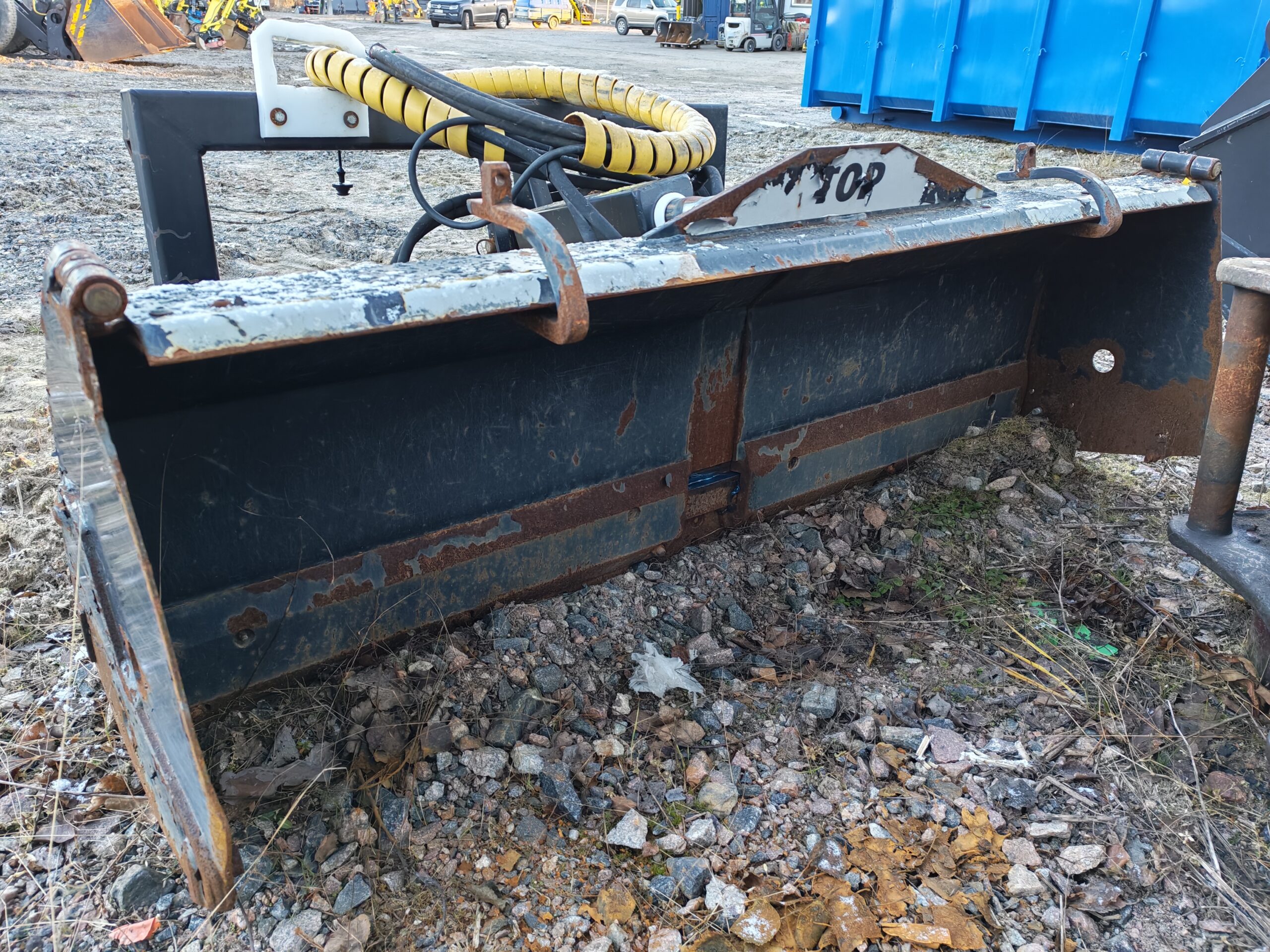 2.1.6 LIETO Käytetty TOP zoomaura 1500-2500mm VILA