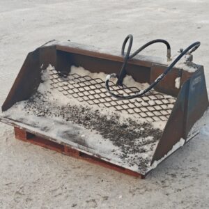 3.0.3 Käytetty BOBCAT/GEHL hiekotin