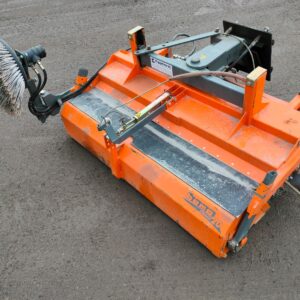 1.0.0 käytetty bema 20 keräävä harjalaite 1550 kramer 350