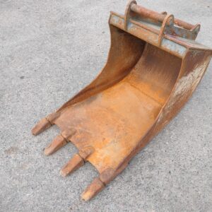 4.0.4 Käytetty kynsikuokka S45 800mm