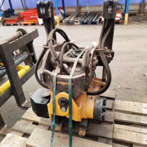 2.8.4 Käyttämätön Engcon EC10B-JCB-SS5 S45 JCB 3CX/4CX Pyörittäjä nappi