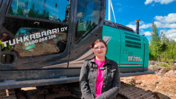Nina Kuuselan tie raskaskonemekaanikoksi.