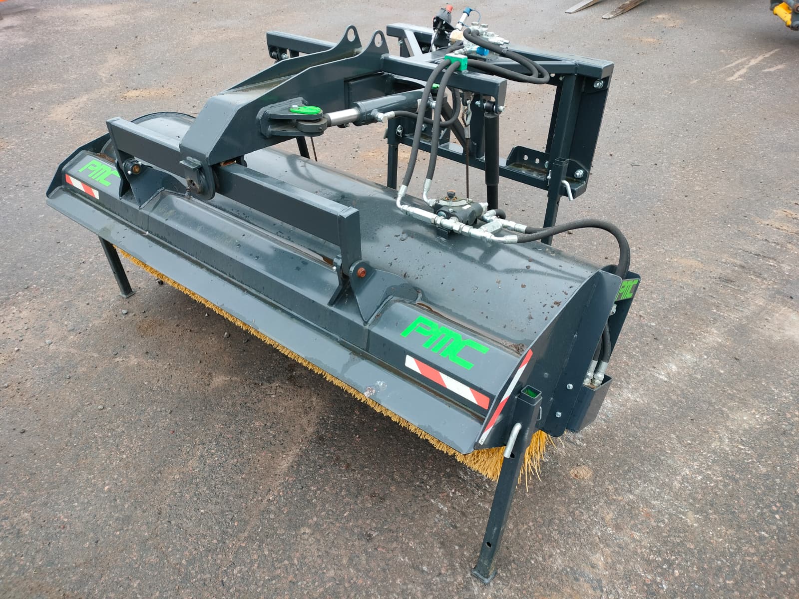 Käyttämätön PMC Avoharja 2000mm kramer 380